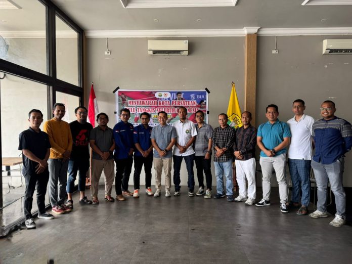 Musyawarah Cabang (Muscab) yang digelar Sabtu 28 Juni 2025, di Talkspace x Janji Jiwa Baubau, Natas Aryu Prawira Tamim, S.M., M.M. terpilih secara aklamasi sebagai Ketua Umum PBSI Baubau periode 2025–2029.