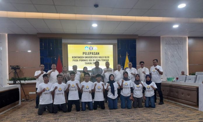 Pelepasan kontingen UHO menuju Pomnas ke-19 di Jawa Tengah, Jumat (12/09/2025).