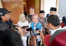 Bawaslu RI Bedah Buku Srikandi Pengawas Pemilu di Baubau, Tegaskan Perempuan Mampu Kawal Demokrasi