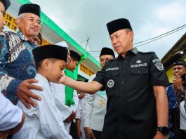 Gubernur Sultra Salurkan Bantuan ke Ponpes Al-Ikhlas Lambuya, Dorong Santri Raih Cita-Cita