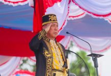 Jumat Berkah di HUT Baubau, Peserta Upacara dan Anaana Maelu Terima Bantuan Rp 200 Juta dari Gubernur Sultra