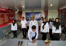 Pegawai Bapas Baubau Ikuti Penandatanganan Komitmen Bersama Petugas Pemasyarakatan Secara Serentak