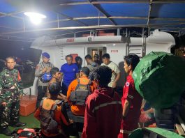 Diterjang Gelombang, Enam Pemancing Terjatuh dari Perahu, 4 Selamat 2 Hilang