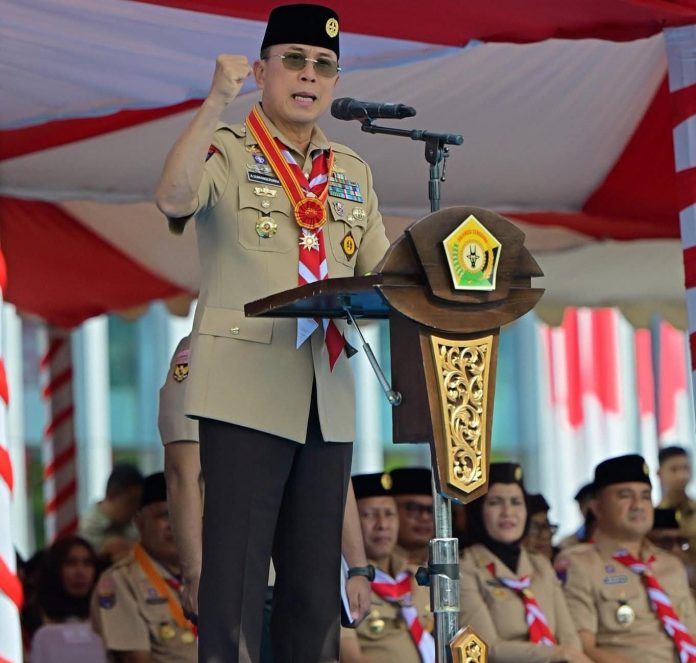 Gubernur Sulawesi Tenggara (Sultra), Mayjen TNI (Purn) Andi Sumangerukka (ASR), secara resmi membuka Jambore Daerah (Jamda) Pramuka Sultra ke-X yang mengusung tema “Gembira, Berdaya, Berbudaya.”