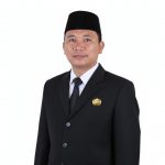 Menjadi Guru di Persimpangan Zaman: Antara Kemuliaan Harapan dan Beratnya Kenyataan