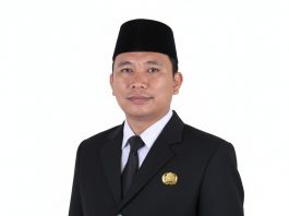 Menjadi Guru di Persimpangan Zaman: Antara Kemuliaan Harapan dan Beratnya Kenyataan