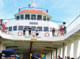 Gubernur ASR Tinjau Pos Pengamanan Nataru di Pelabuhan Torobulu, Pastikan Layanan Pemudik Aman dan Nyaman