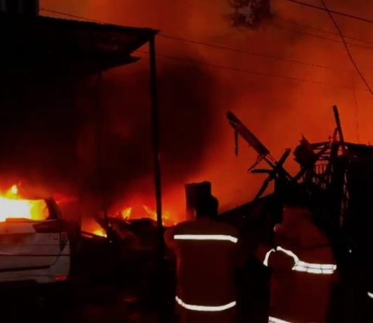 Kerugian Kebakaran Hanguskan Ruko, Belasan Kios dan Rumah di Kendari Capai Rp2 Miliar