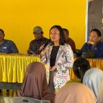 OJK Sultra Jemput Bola Edukasi Keuangan ke Desa 3T Konsel