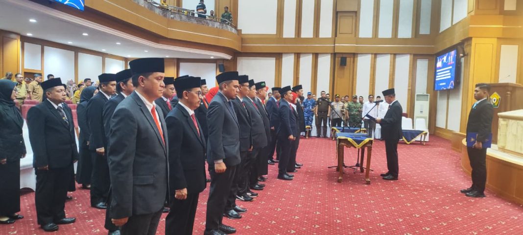 Gubernur Sultra Lantik 50 Pejabat, Dorong Reformasi Birokrasi dan Penguatan Pelayanan Publik