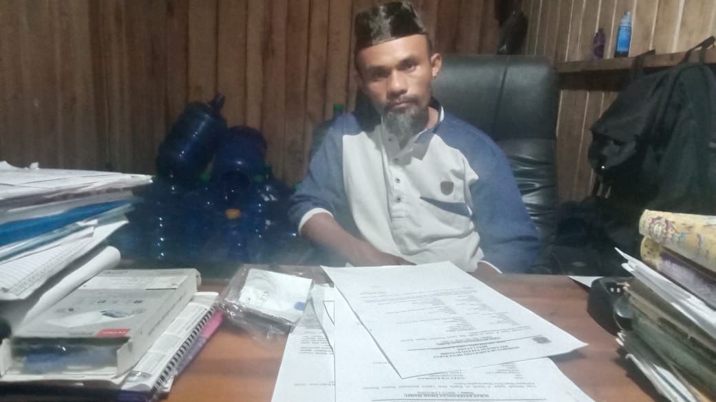 Kades Latawe Bantah Dugaan Korupsi Dana Desa, Ajak Mahasiswa Audit Bersama