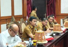 Pimpin Entry Meeting Bersama BPK RI, Bupati Konut Tekankan OPD Kooperatif dan Transparan