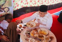Wali Kota Baubau Apresiasi Pelaksanaan Ritual Adat Pekande Ana-Ana Maelu di Baruga Keraton