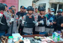 Polda dan BNNP Sultra Gerebek “Kampung Narkoba” di Kendari, 11 Orang Diamankan